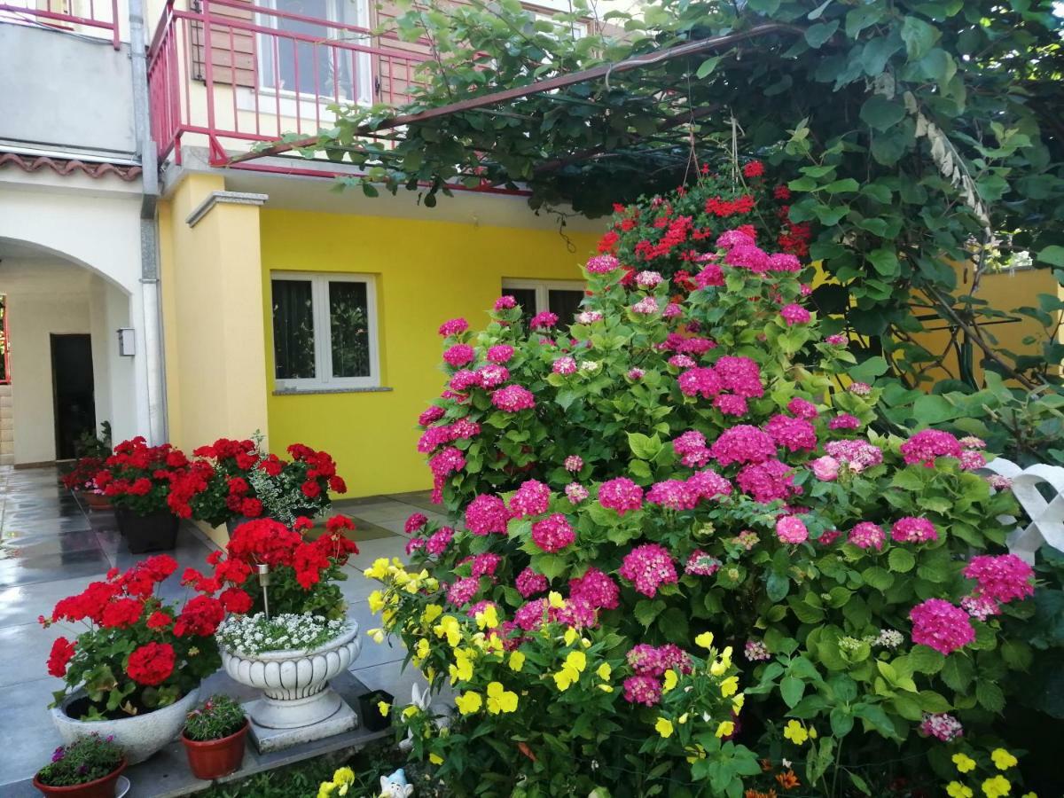 Apartments Sara لابين المظهر الخارجي الصورة